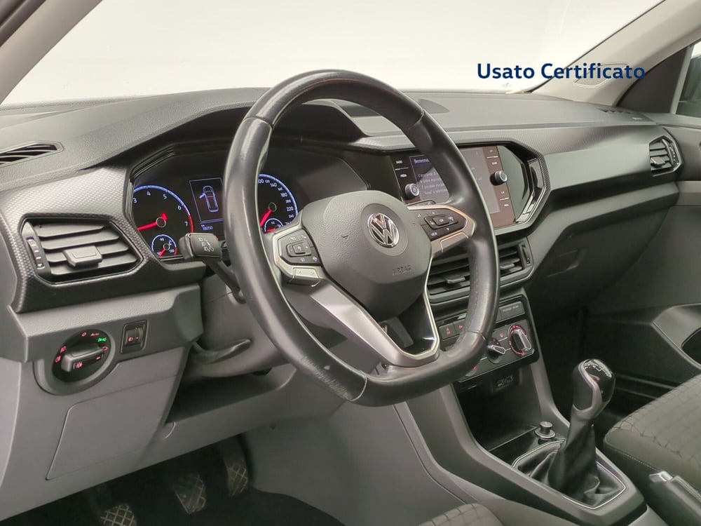 Volkswagen T-Cross usata a Avellino (14)