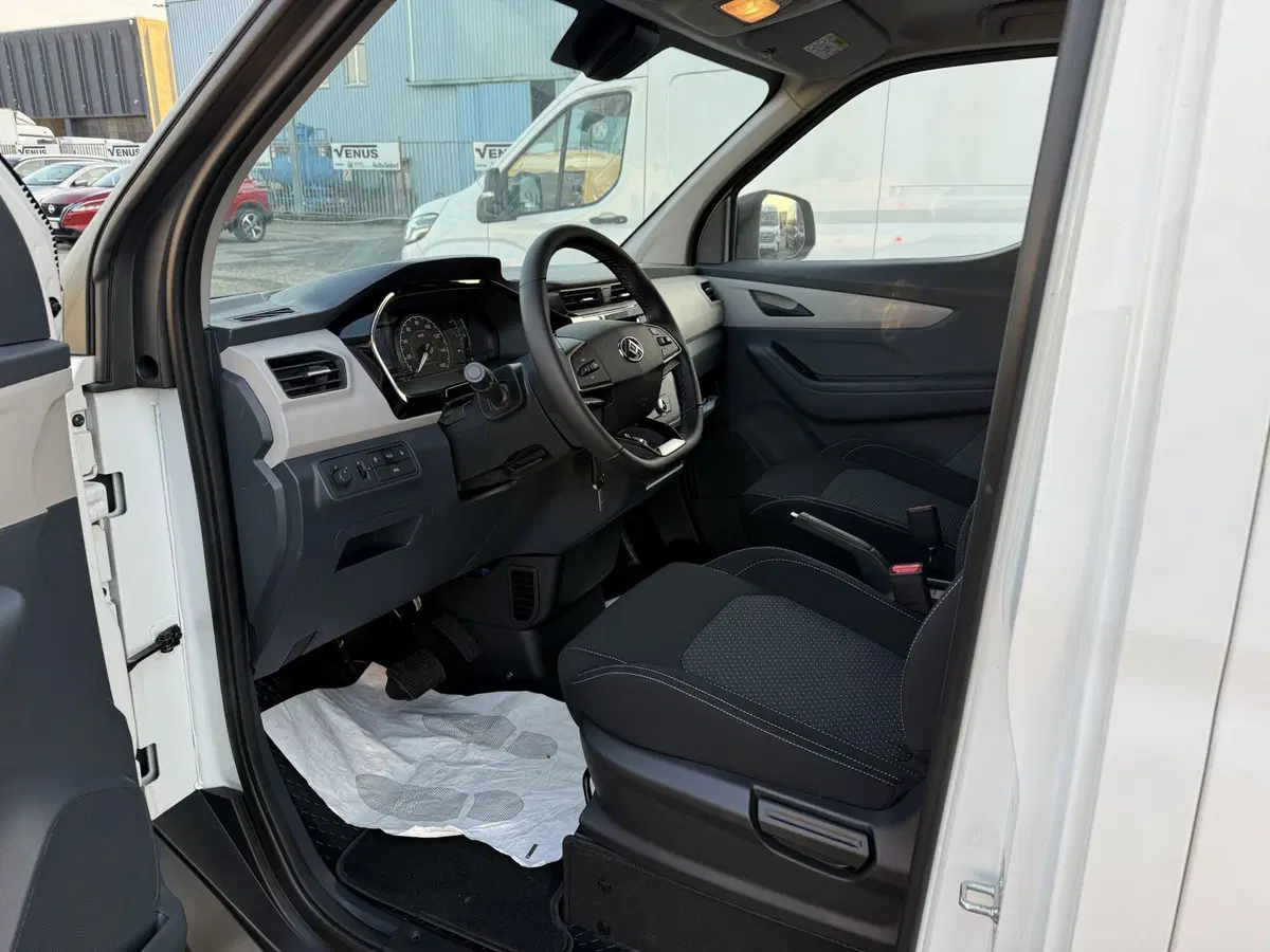 Maxus eDeliver3 nuova a Monza e Brianza (14)