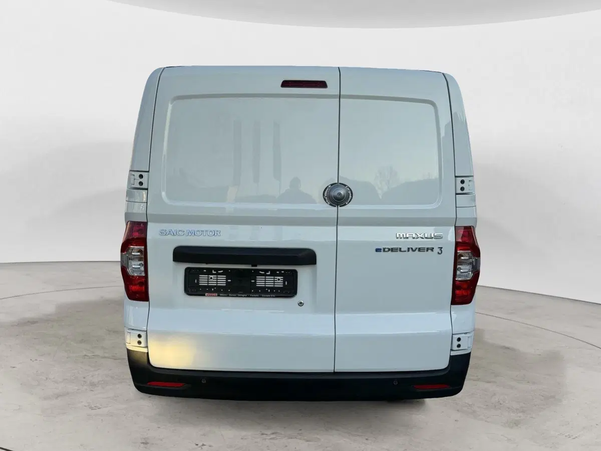 Maxus eDeliver3 nuova a Monza e Brianza (4)