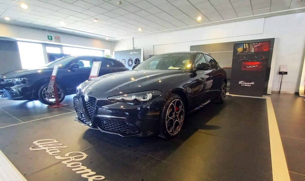 Alfa Romeo Giulia nuova a Benevento (5)