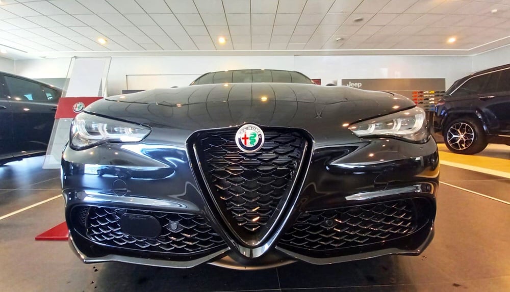 Alfa Romeo Giulia nuova a Benevento (6)