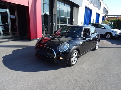 MINI Mini 1.5 Cooper D Boost 5 porte  del 2017 usata a Lucca