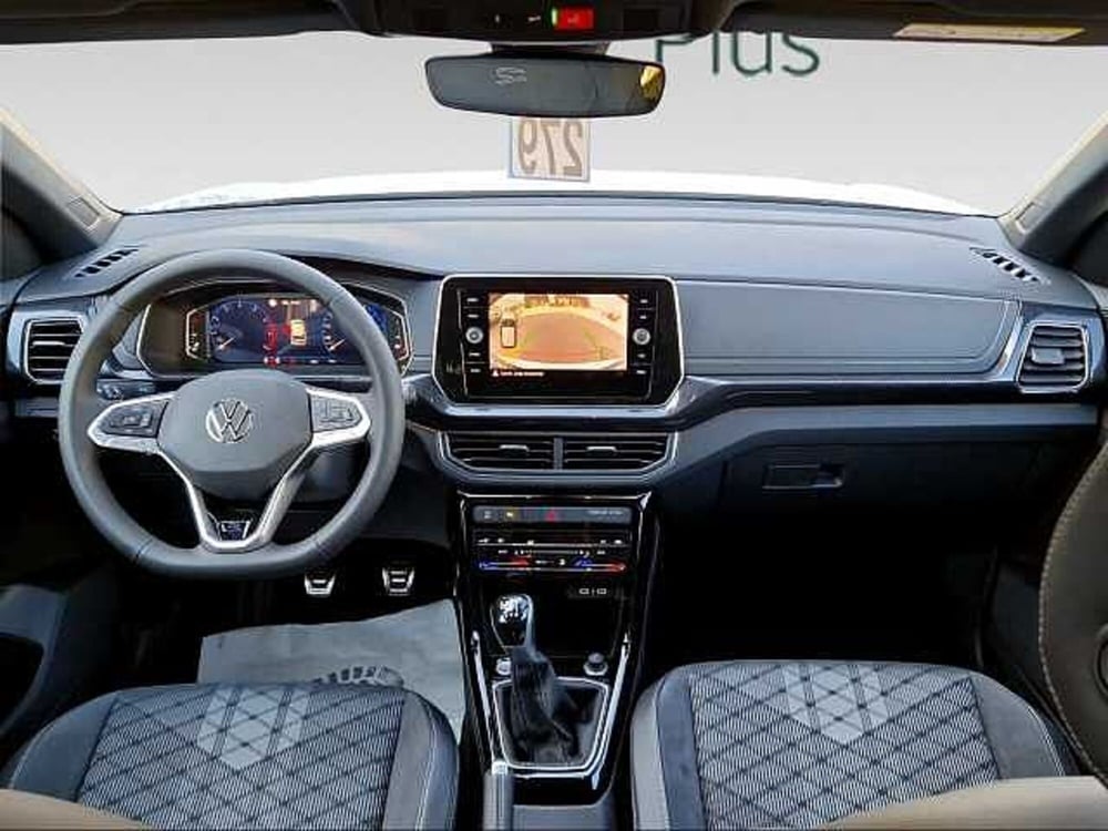 Volkswagen T-Cross nuova a Siena (7)