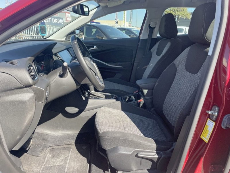 Opel Grandland X usata a Foggia (10)