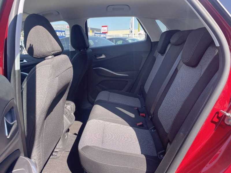 Opel Grandland X usata a Foggia (11)