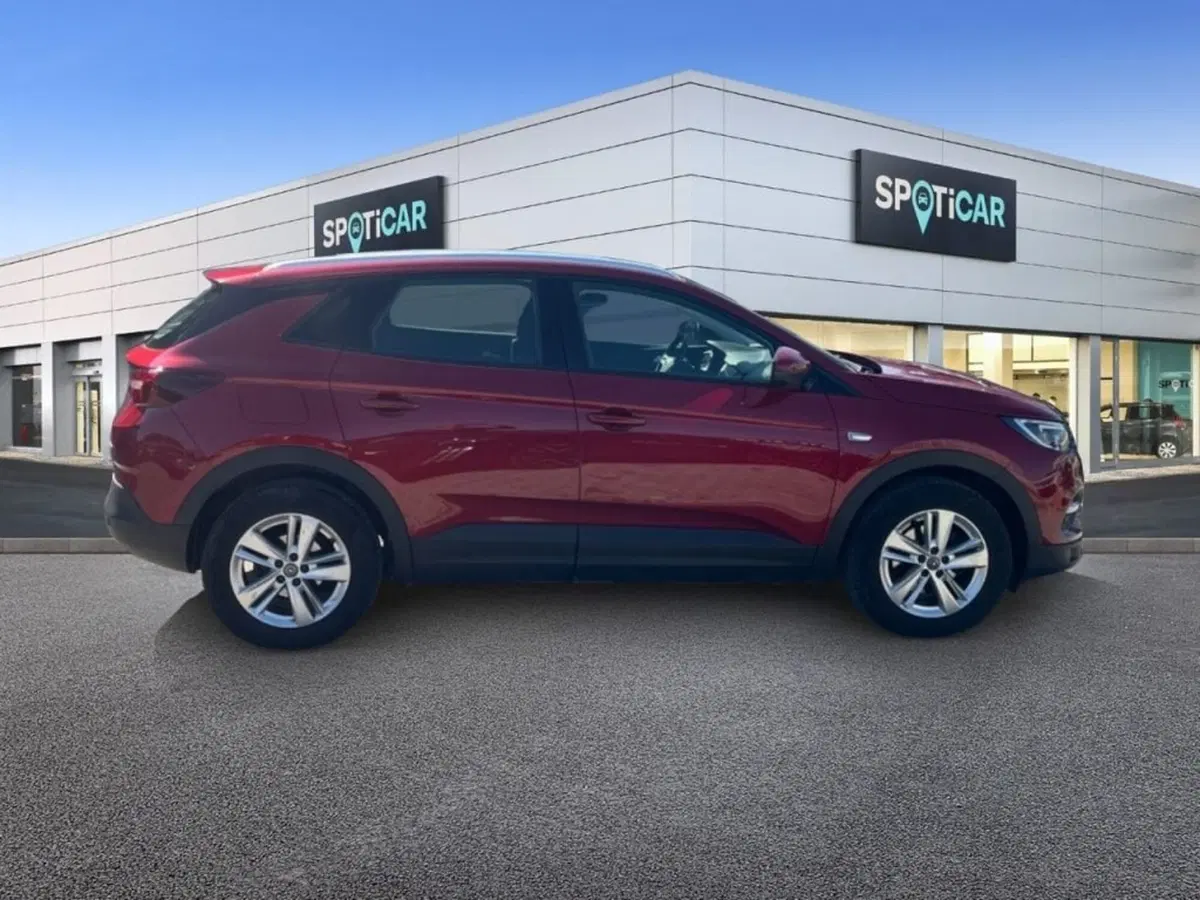 Opel Grandland X usata a Foggia (4)