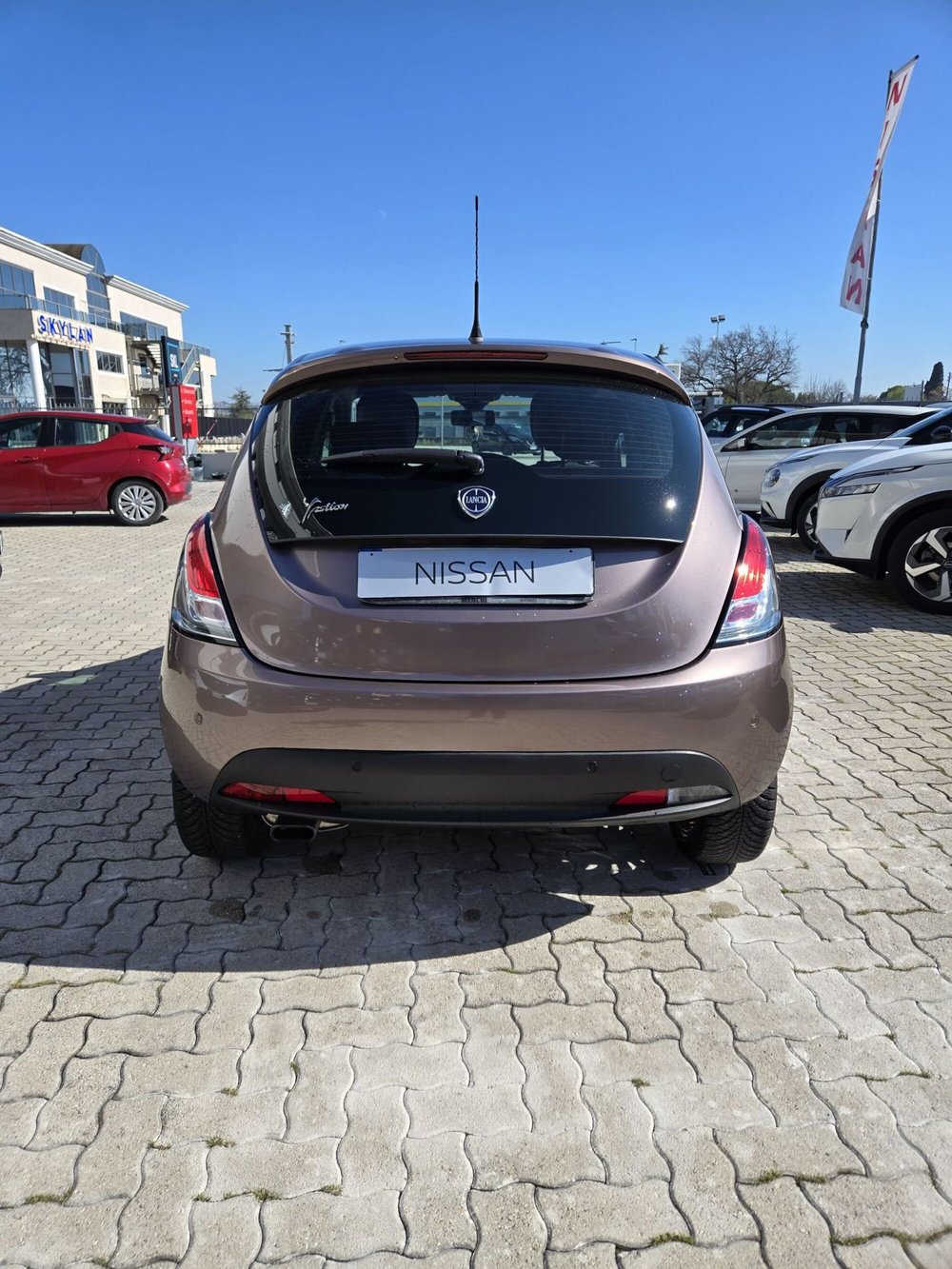 Lancia Ypsilon usata a Macerata (5)