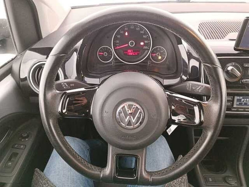 Volkswagen up! usata a Venezia (11)