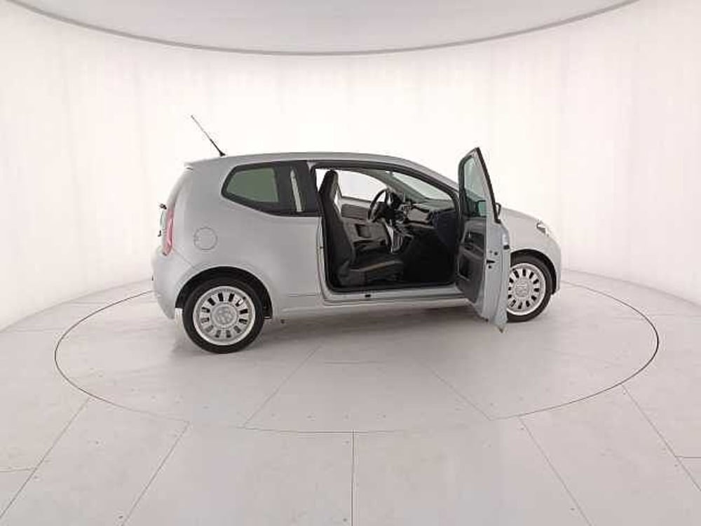 Volkswagen up! usata a Venezia (9)