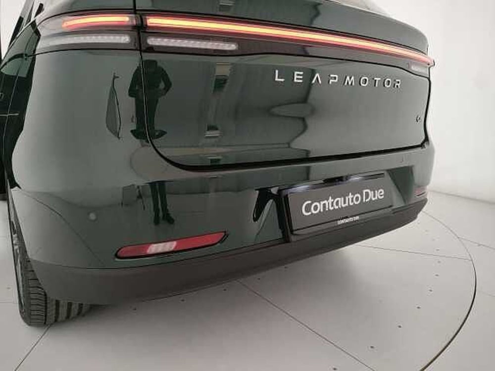 Leapmotor C10 nuova a Caserta (10)