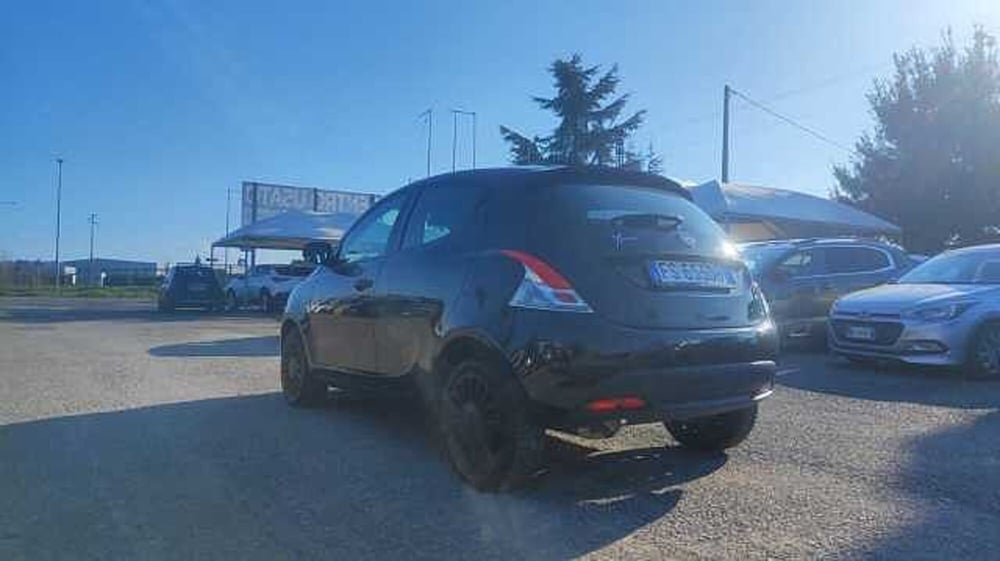 Lancia Ypsilon usata a Firenze (6)