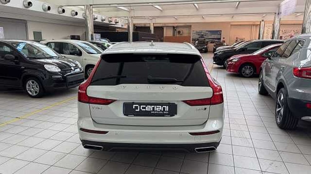 Volvo V60 Cross Country usata a Milano (4)