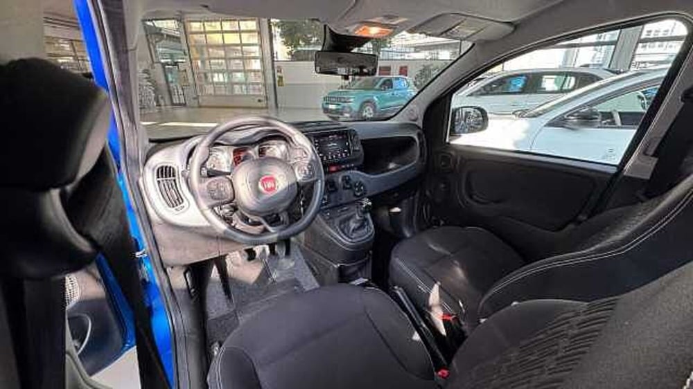 Fiat Panda Cross usata a Milano (15)