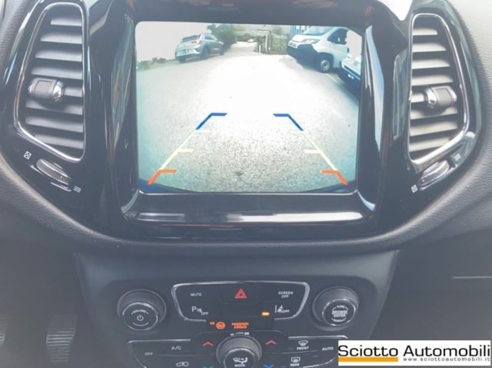 Jeep Compass usata a Messina (15)