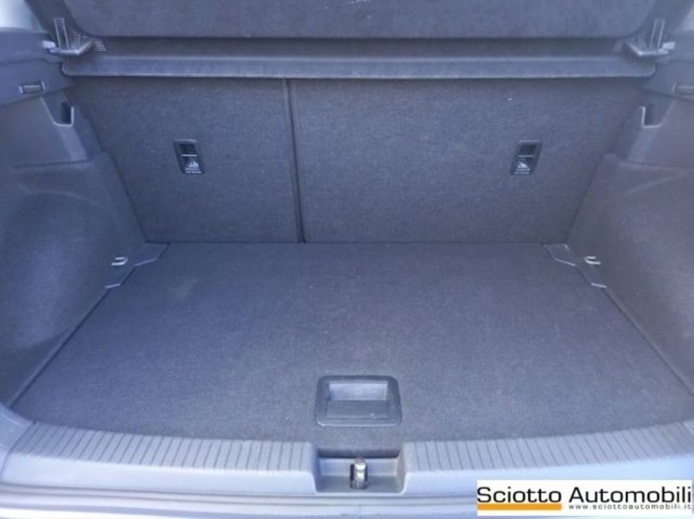 Volkswagen T-Cross usata a Messina (16)