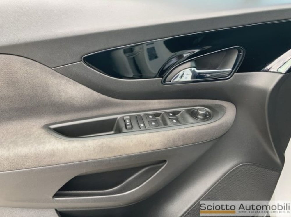Opel Mokka usata a Messina (12)