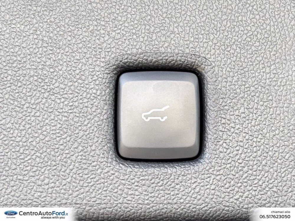 Ford Kuga usata a Roma (11)