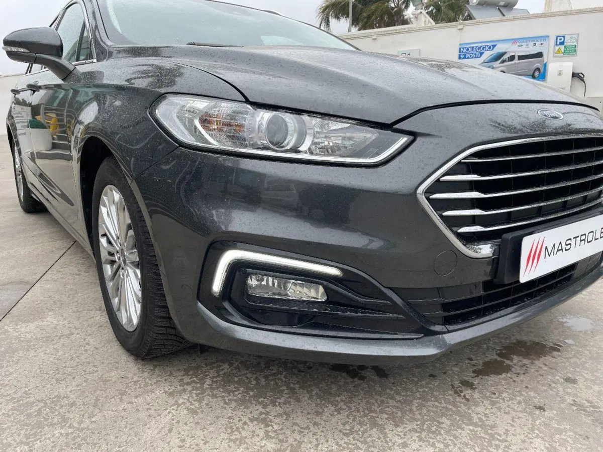 Ford Mondeo Station Wagon usata a Lecce (10)