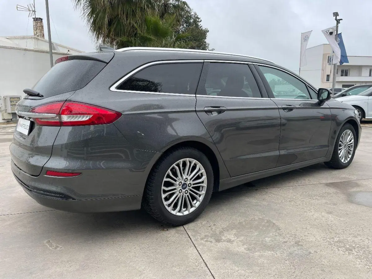Ford Mondeo Station Wagon usata a Lecce (12)