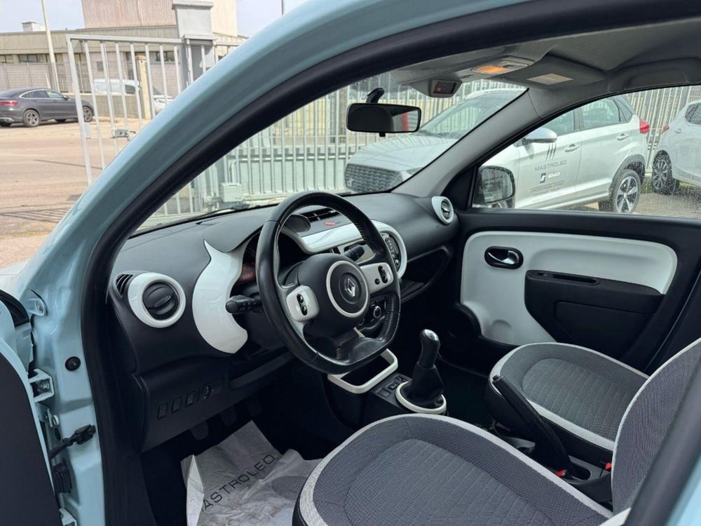 Renault Twingo usata a Lecce (11)