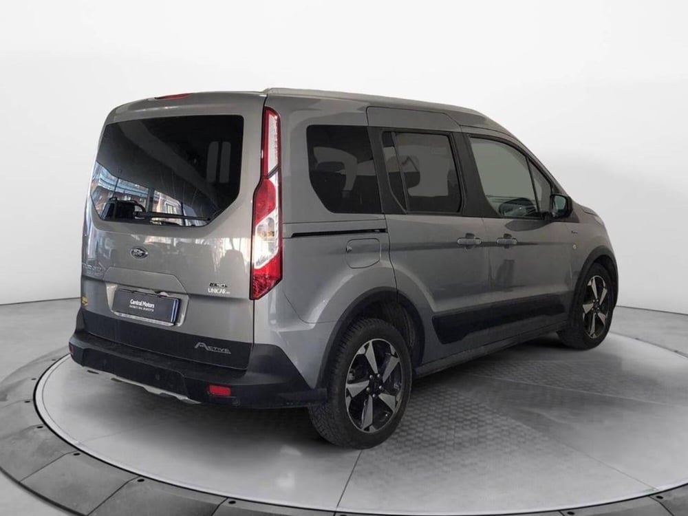 Ford Tourneo Connect usata a Torino (4)