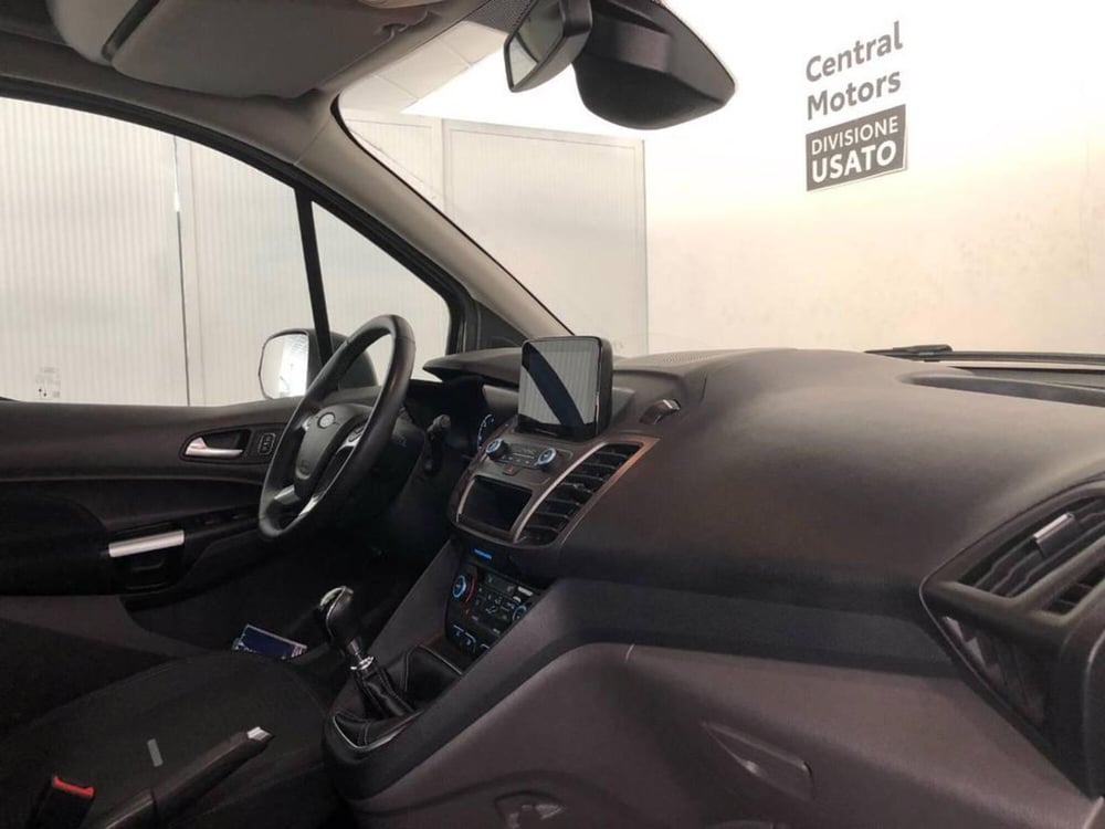 Ford Tourneo Connect usata a Torino (8)