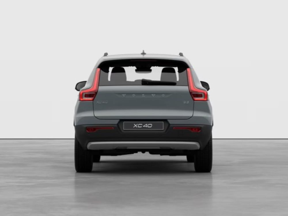 Volvo XC40 nuova a Modena (5)