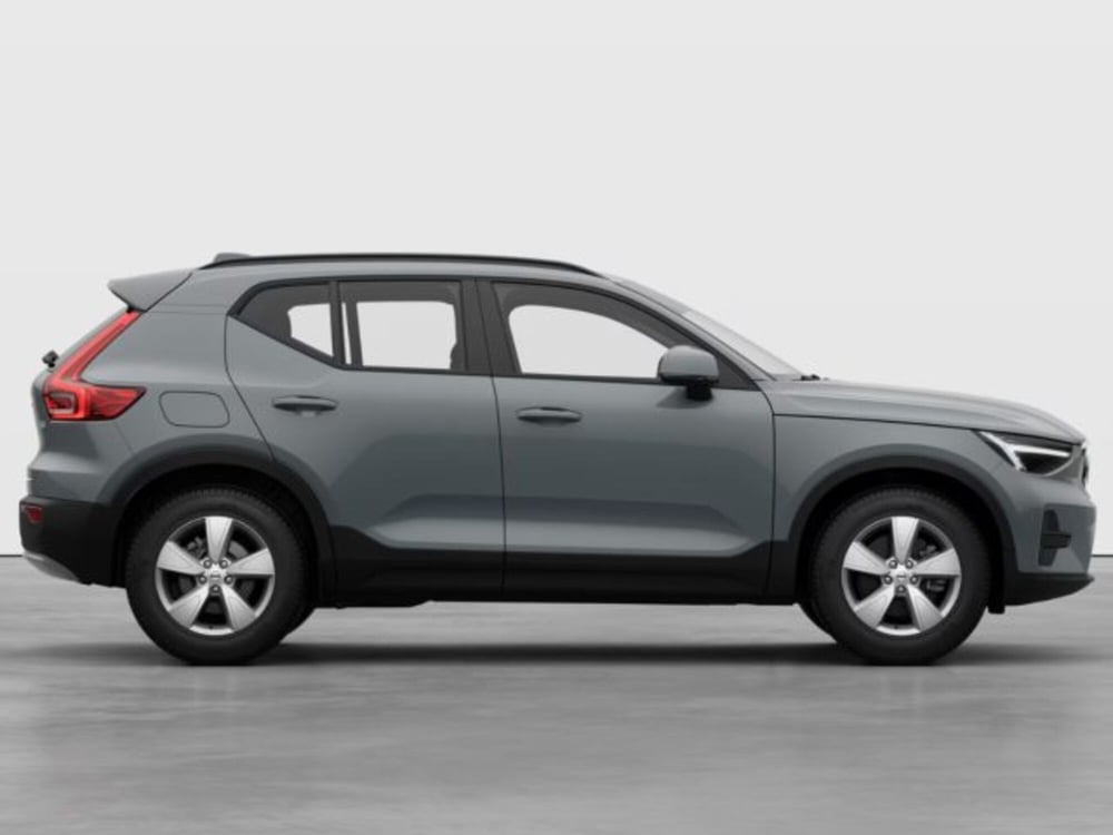 Volvo XC40 nuova a Modena (6)