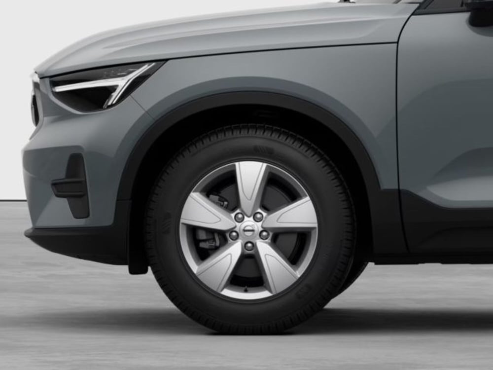 Volvo XC40 nuova a Modena (8)