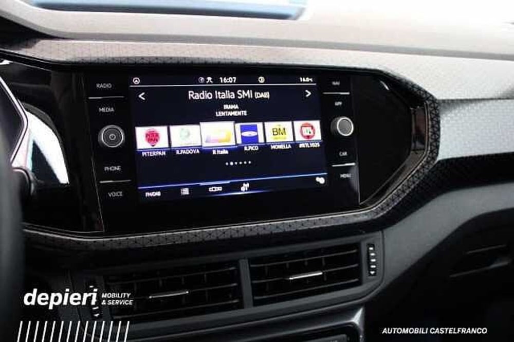 Volkswagen T-Cross usata a Treviso (8)