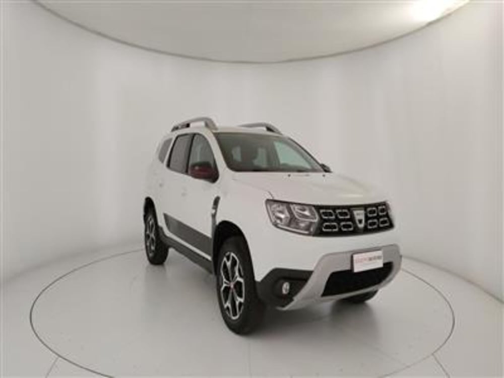 Dacia Duster usata a Bari (11)