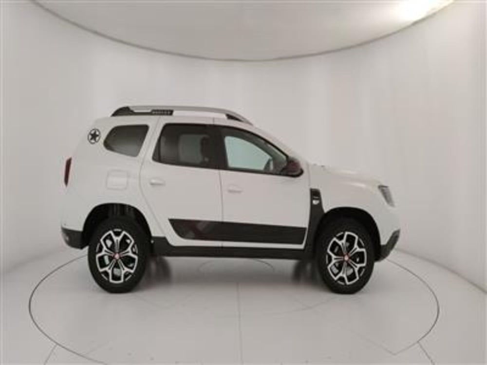 Dacia Duster usata a Bari (9)