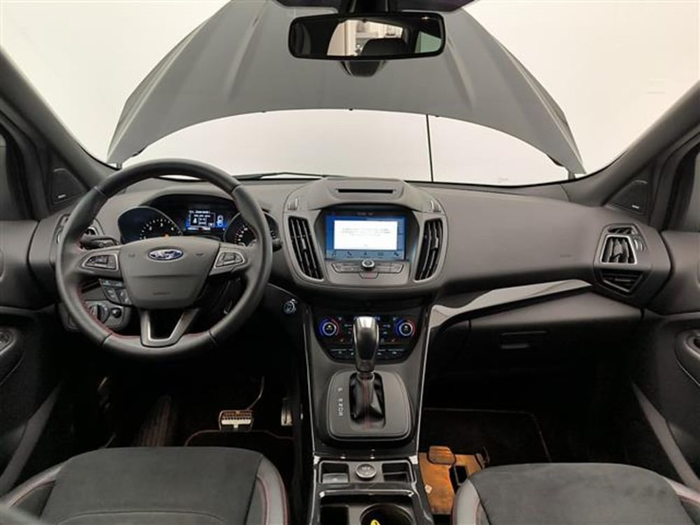 Ford Kuga usata a Milano (14)