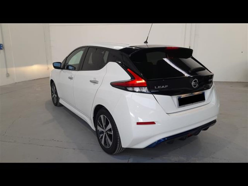 Nissan Leaf usata a Asti (3)