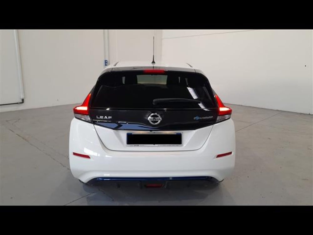 Nissan Leaf usata a Asti (4)