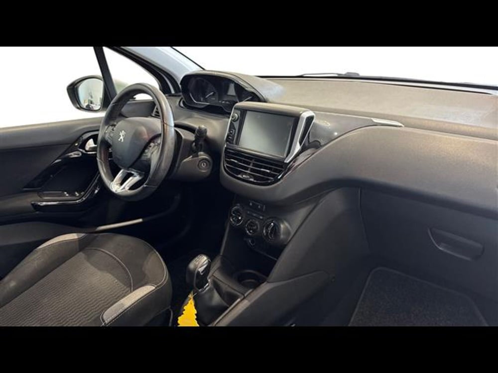 Peugeot 208 usata a Viterbo (7)