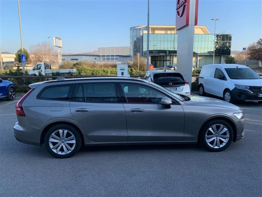 Volvo V60 usata a Asti (11)