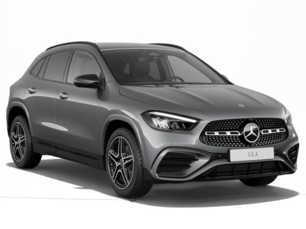 Mercedes-Benz GLA SUV nuova a Verona