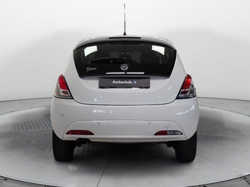 Lancia Ypsilon usata a Modena (19)