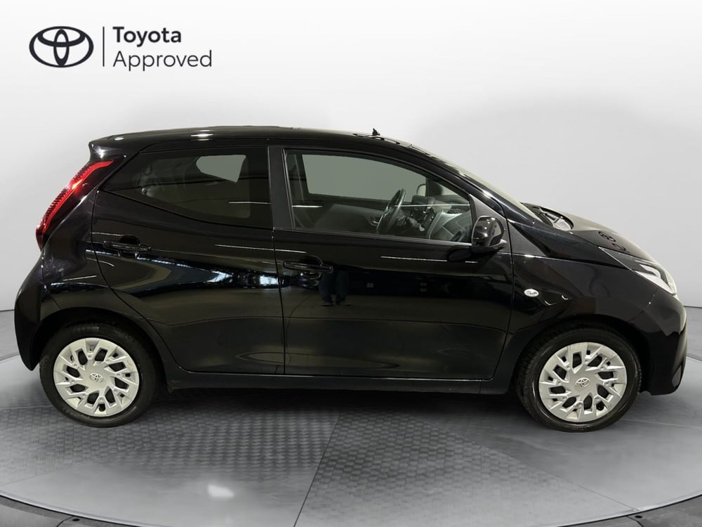 Toyota Aygo usata a Milano (14)