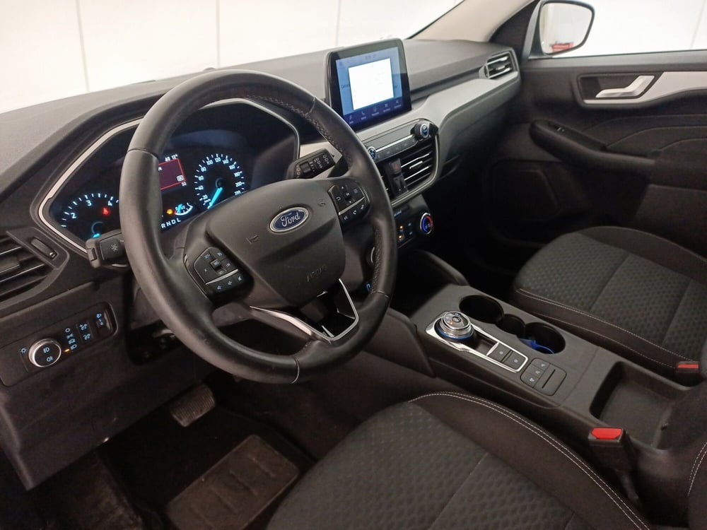 Ford Kuga usata a Bari (5)