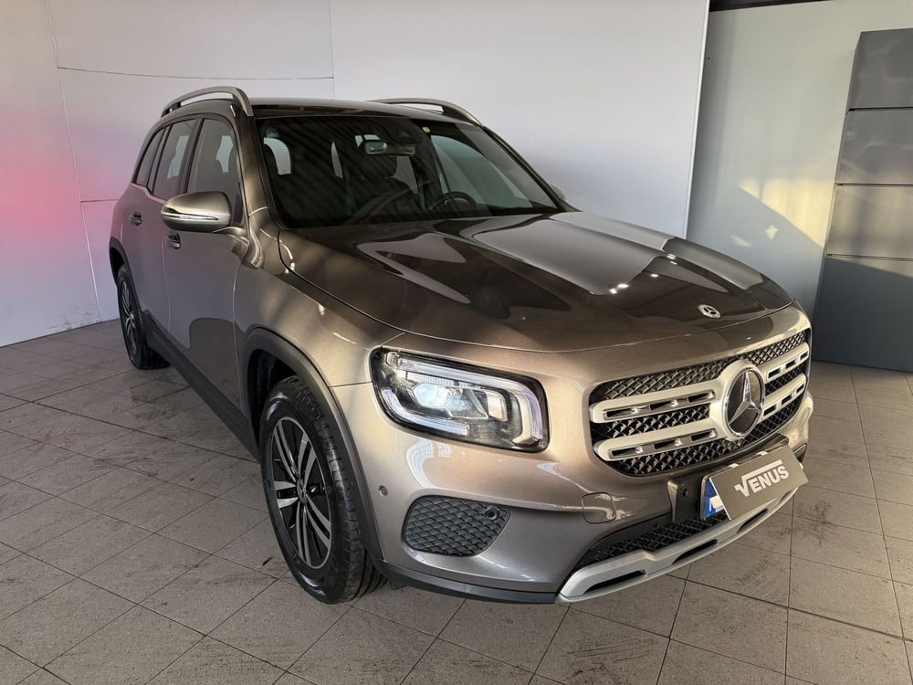 Mercedes-Benz GLB usata a Milano (16)