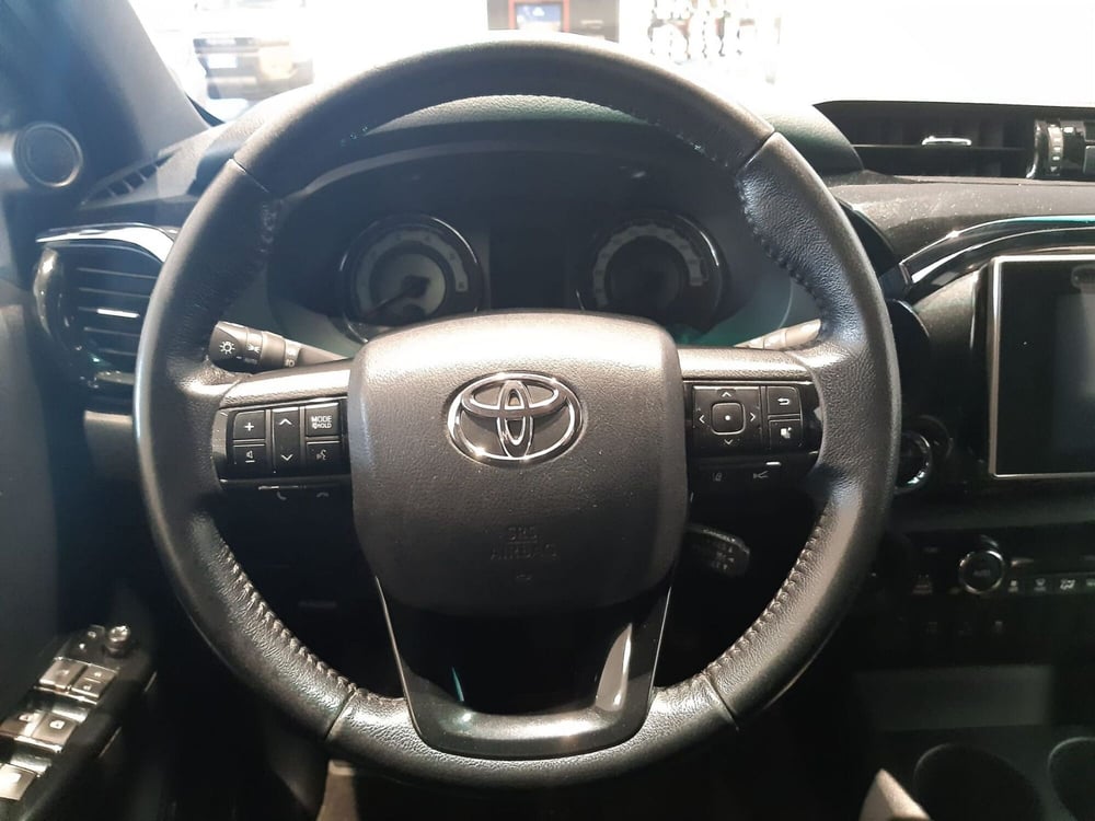 Toyota Hilux usata a Vicenza (15)