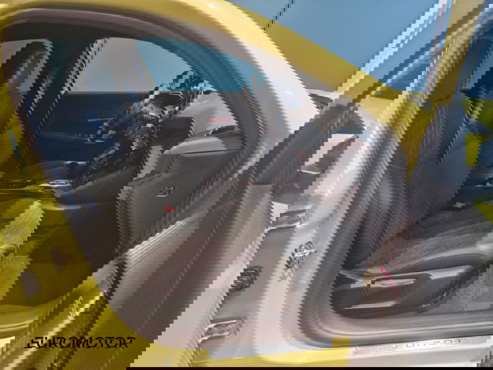 Peugeot 208 usata a Bari (14)