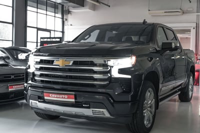 Chevrolet Silverado crew cab 6.2 V8 ecotec3 High Country 420cv auto nuova a Monza