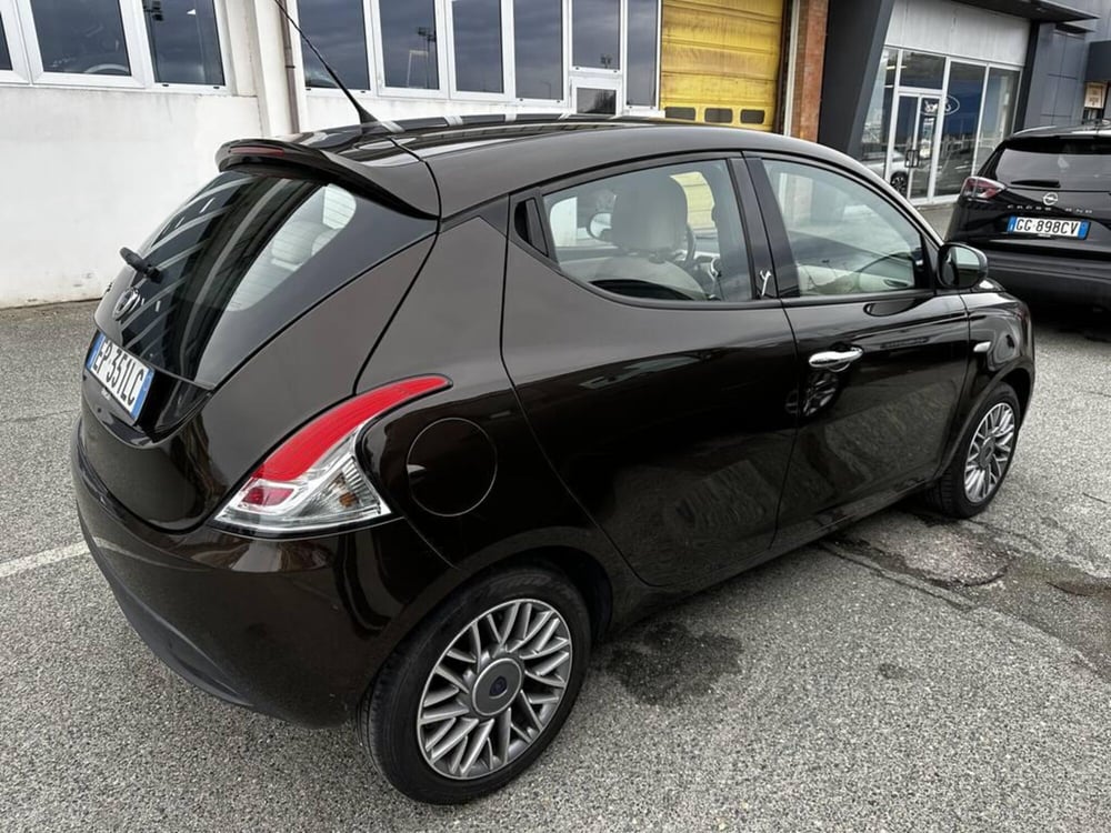 Lancia Ypsilon usata a Torino (3)