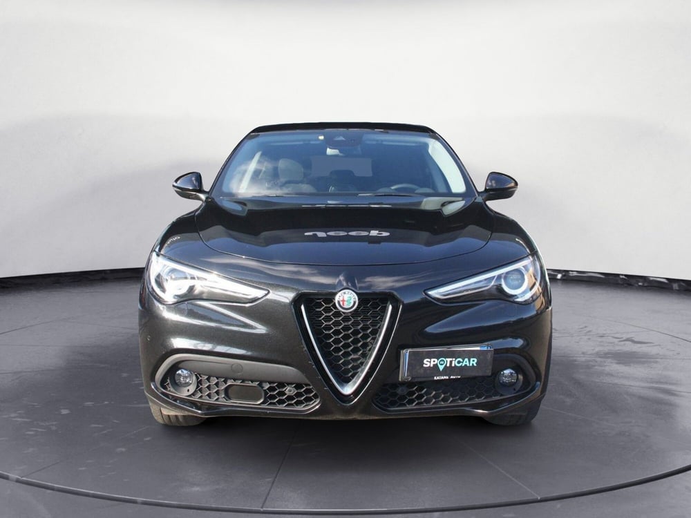 Alfa Romeo Stelvio usata a Catania (3)