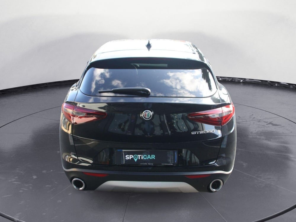 Alfa Romeo Stelvio usata a Catania (6)