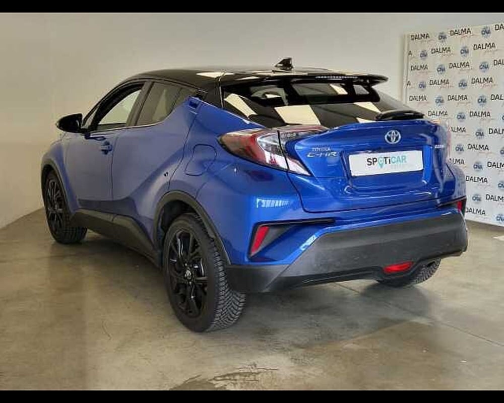 Toyota Toyota C-HR usata a Milano (17)