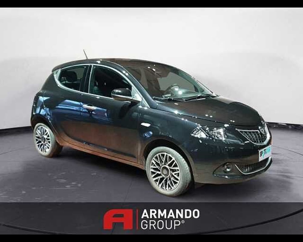 Lancia Ypsilon usata a Cuneo (3)